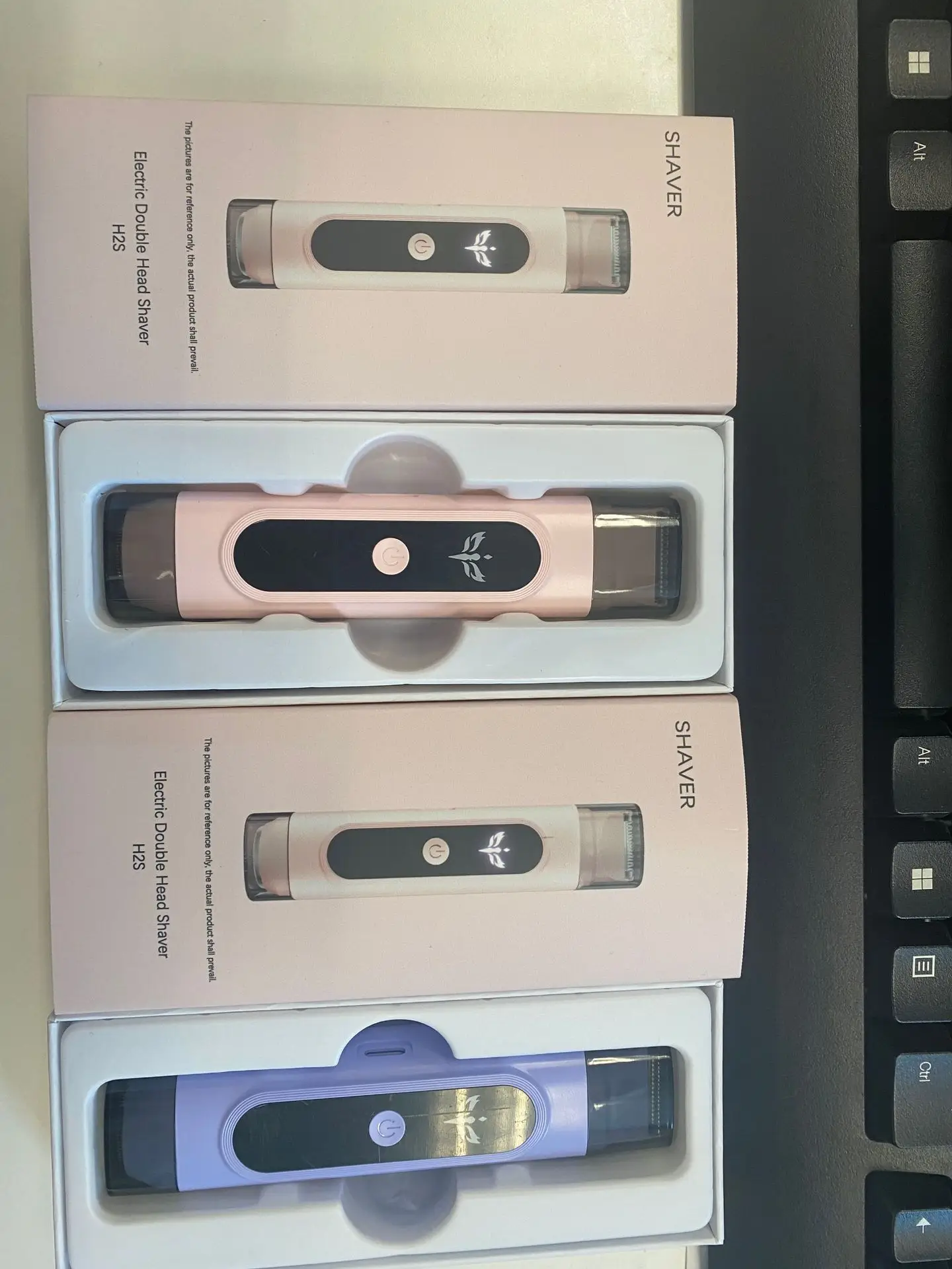 Pink Double-Head Electric Shaving Device for Women — feature 1