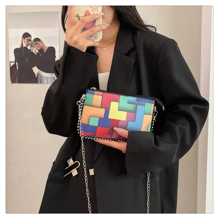 Women's Painted Colorful Chain Crossbody Bag 2025 — feature 12
