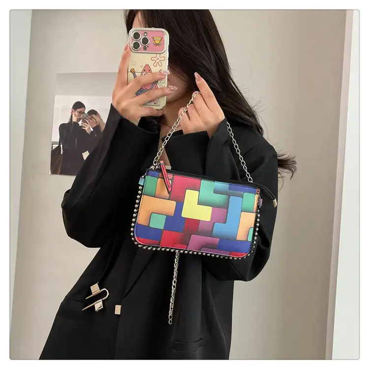 Women's Painted Colorful Chain Crossbody Bag 2025 — feature 13