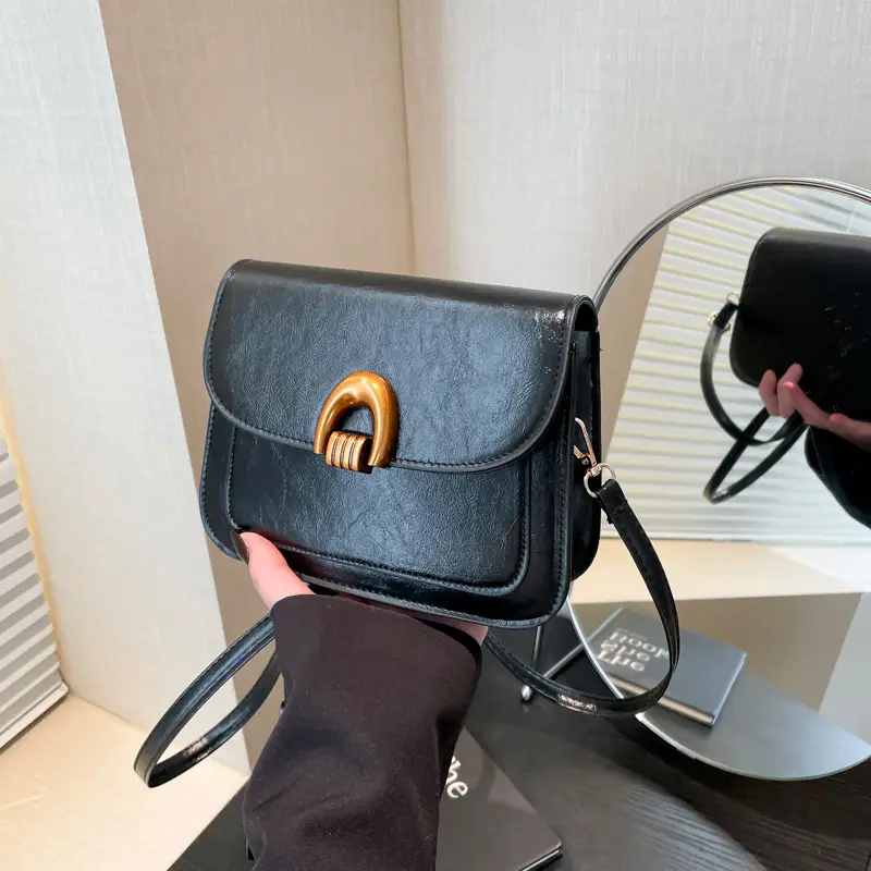 Women's Oil Wax Leather Shoulder Bag 2025 Spring Festival - Image 7