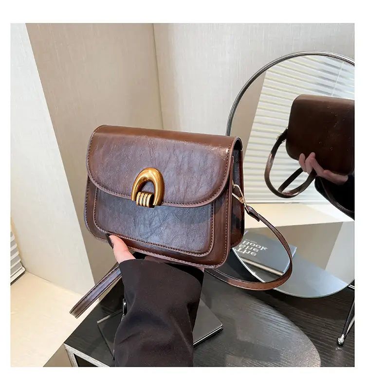 Women's Oil Wax Leather Shoulder Bag 2025 Spring Festival — feature 22