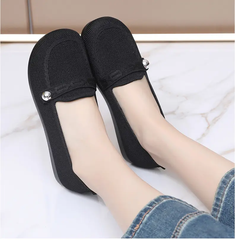 Old Beijing cloth shoes women's single-layer shoes fly woven surface comfortable breathable leap month mother shoes soft soled non-slip middle-aged and elderly milk shoes — feature 23