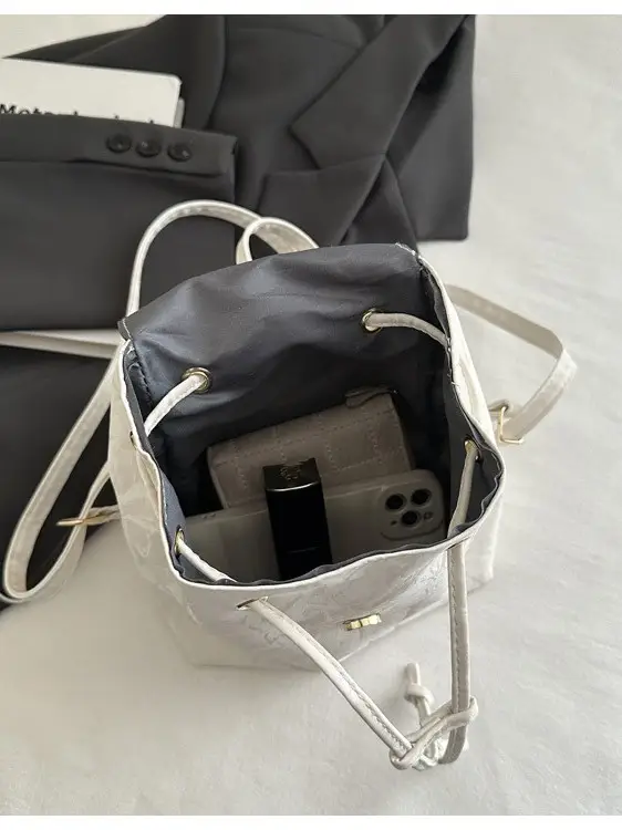 Pink Textured Shoulder Bag for Girls, 2025 New Arrival - Image 6
