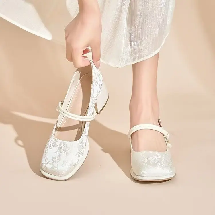 New Chinese Mary Jane Shoes Spring 2025 Pearl Jacquard