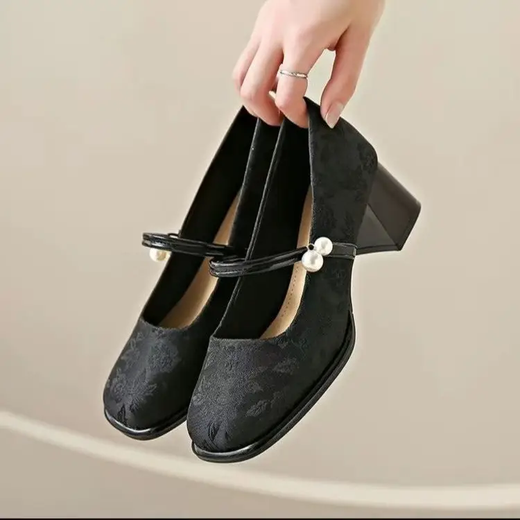 New Chinese Mary Jane Shoes Spring 2025 Pearl Jacquard — feature 8