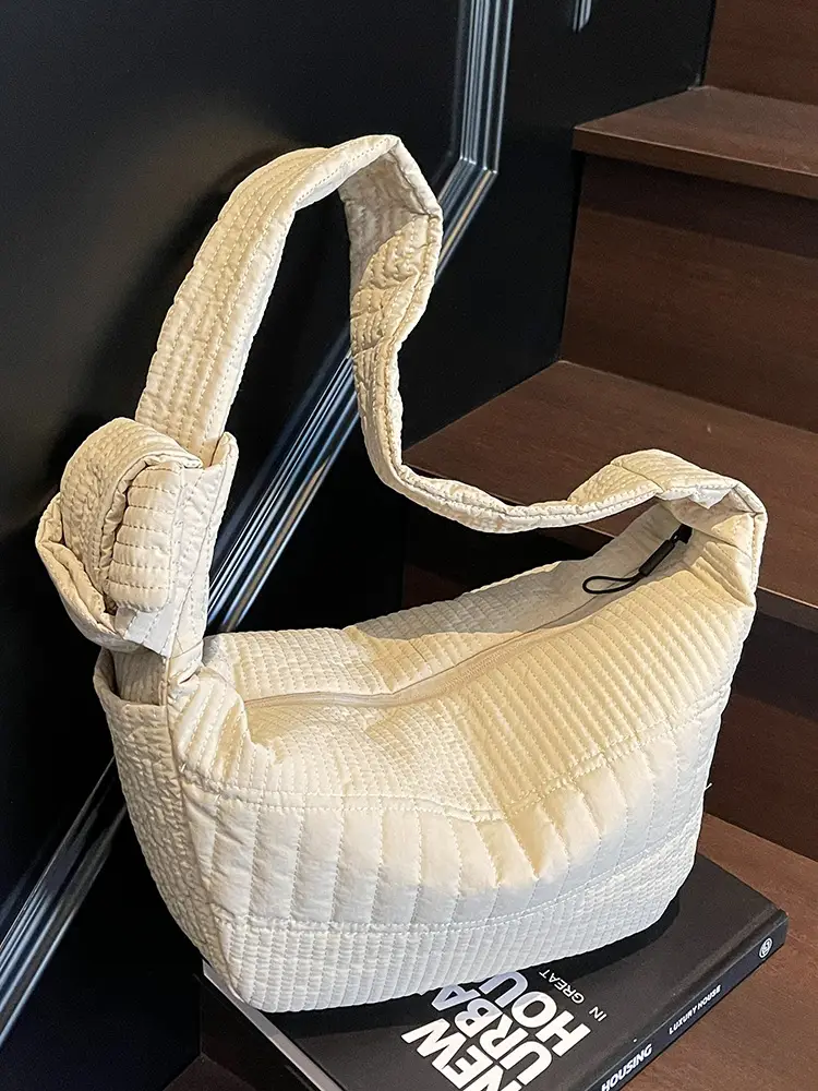 Women's New Korean Style Quilted Shoulder Bag with Wide Strap - Image 5
