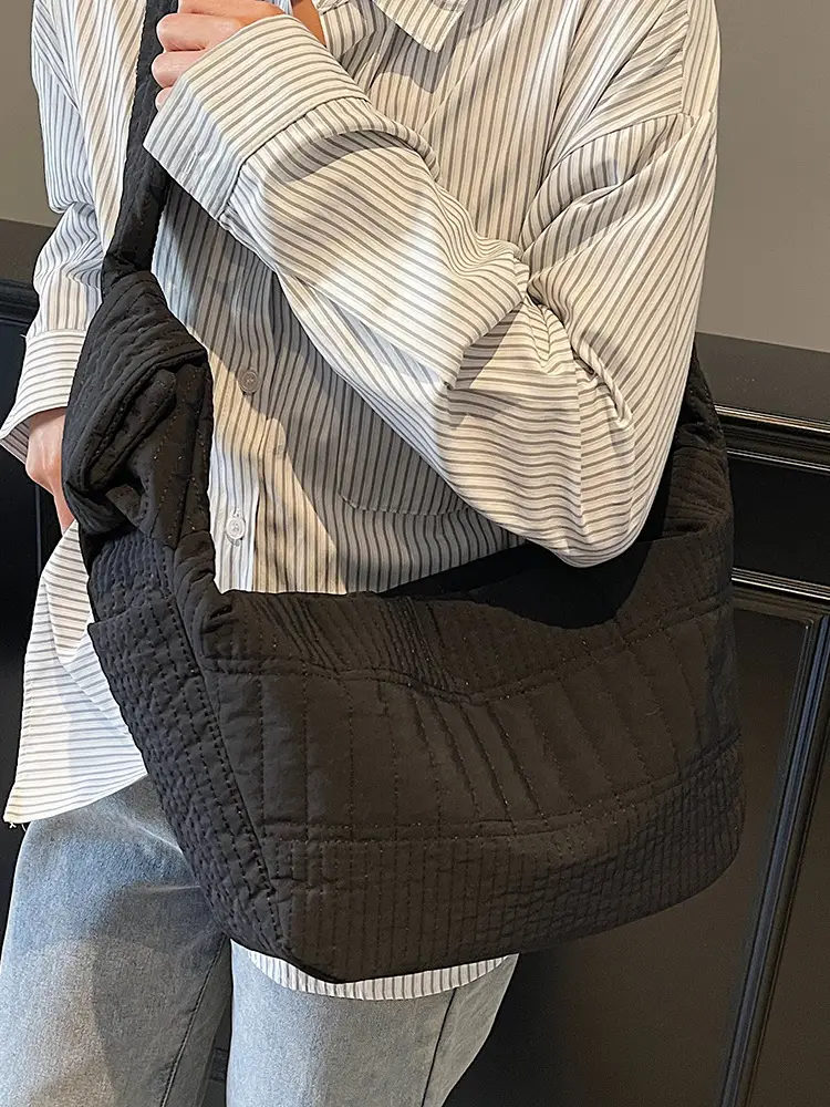 Women's New Korean Style Quilted Shoulder Bag with Wide Strap - Image 7