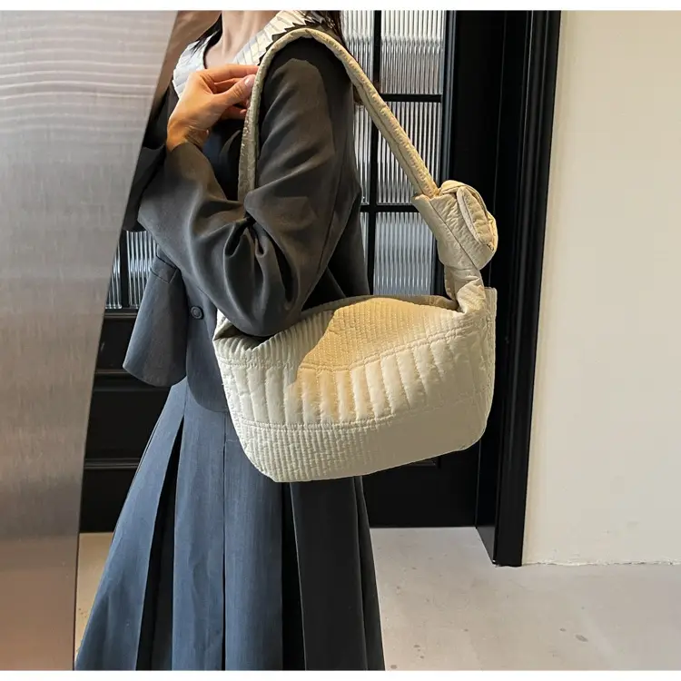 Women's New Korean Style Quilted Shoulder Bag with Wide Strap — feature 19
