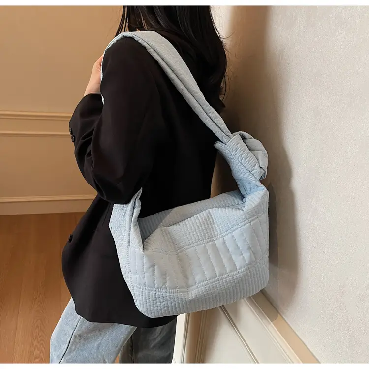 Women's New Korean Style Quilted Shoulder Bag with Wide Strap — feature 28