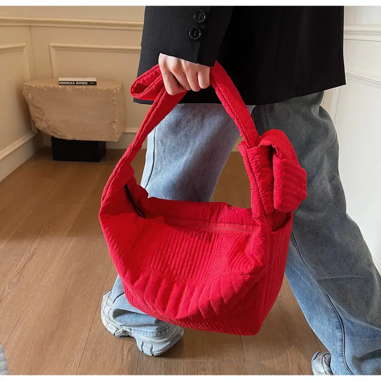 Women's New Korean Style Quilted Shoulder Bag with Wide Strap — feature 33