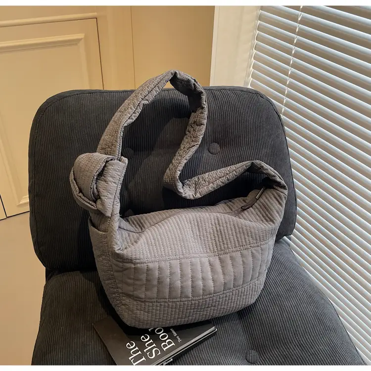 Women's New Korean Style Quilted Shoulder Bag with Wide Strap — feature 37