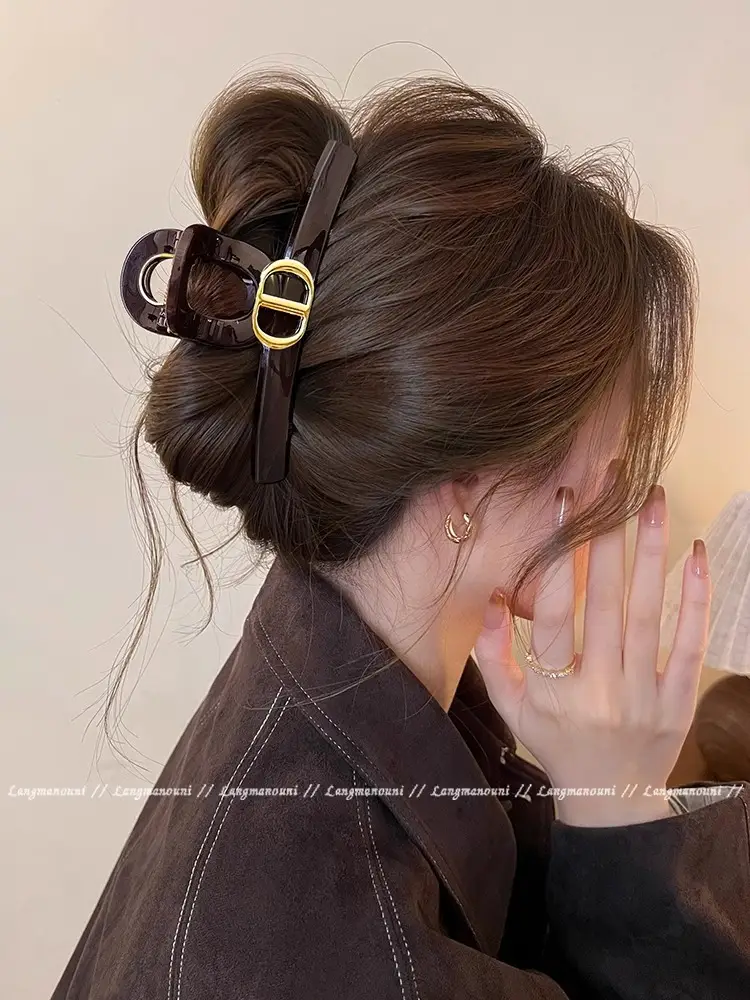 Retro Gold Shark Clip Hair Accessory for Women — feature 17