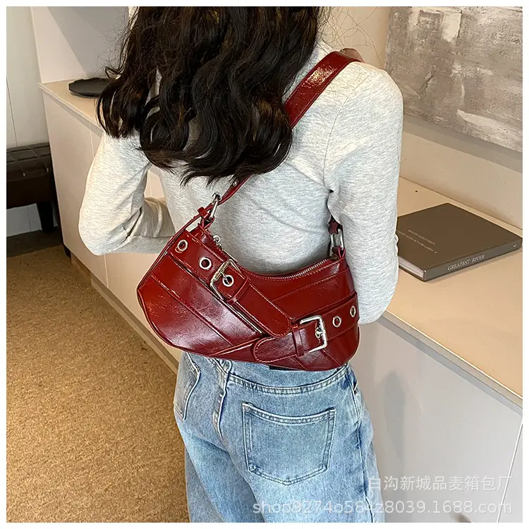 Women's Red Leather Shoulder Bag with Detachable Strap — feature 17