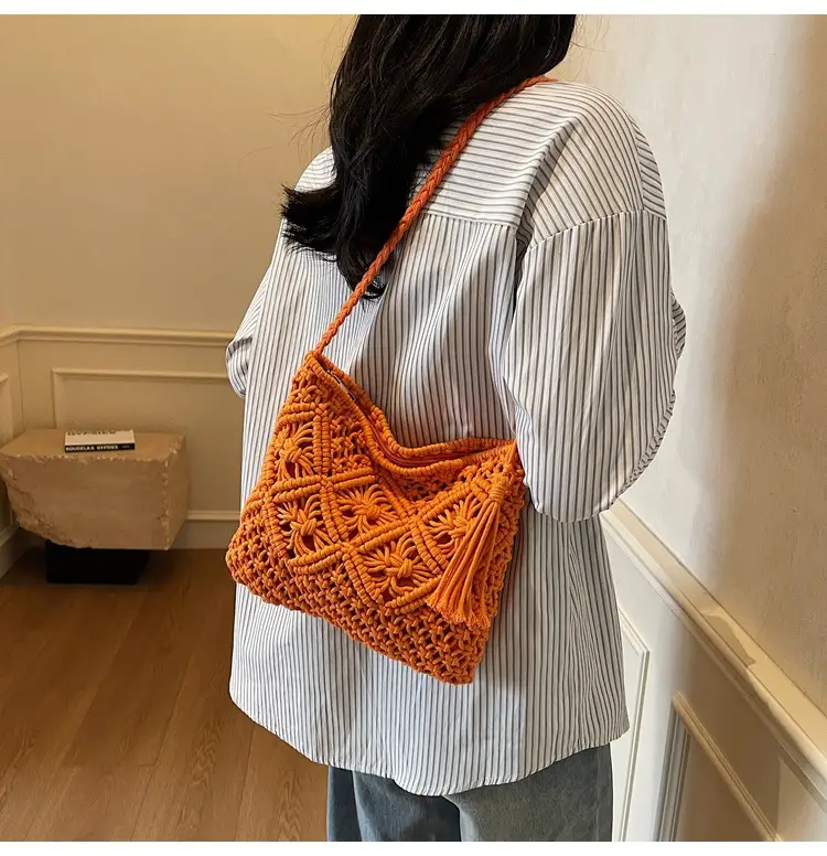 Women's White Woven Crossbody Bag Niche Design — feature 19