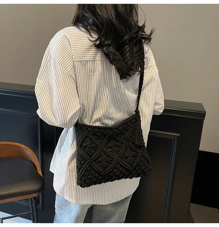 Women's White Woven Crossbody Bag Niche Design — feature 8