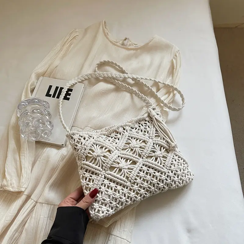 Women's White Woven Crossbody Bag Niche Design - Image 5