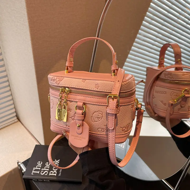 Women's Crossbody Leather Zipper Bag Tan Beige - Image 3