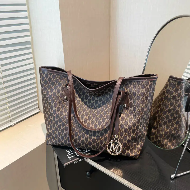 Women's 2025 Spring Shoulder Bag Large Capacity Brown Monogram - Image 5