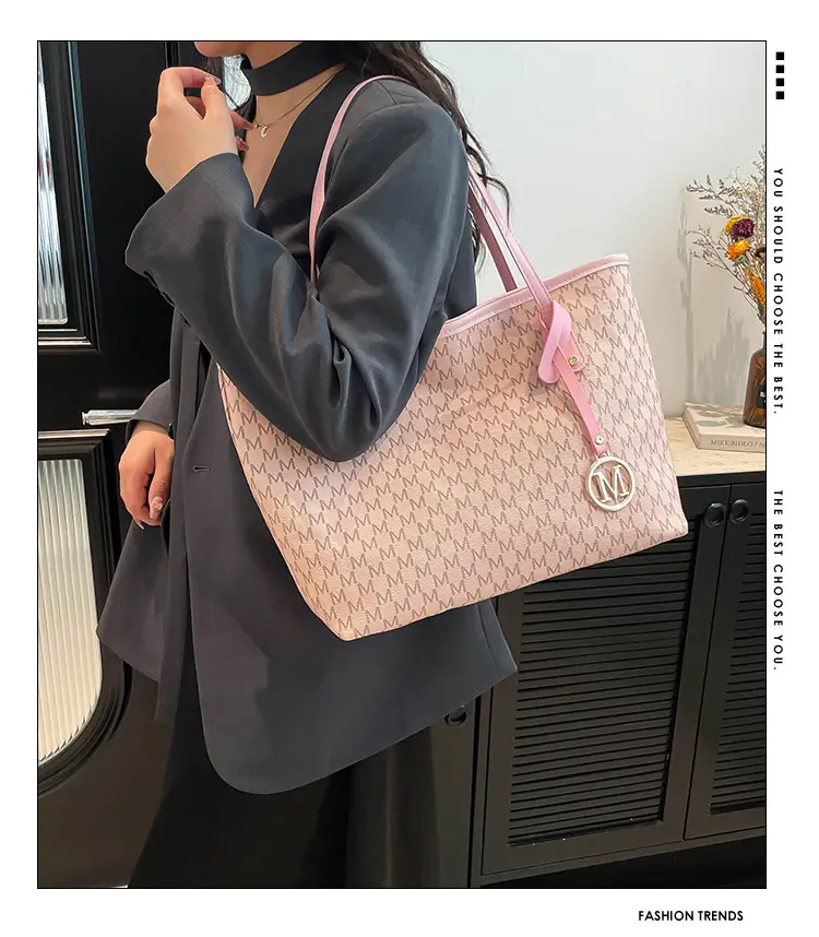 Women's 2025 Spring Shoulder Bag Large Capacity Brown Monogram — feature 1