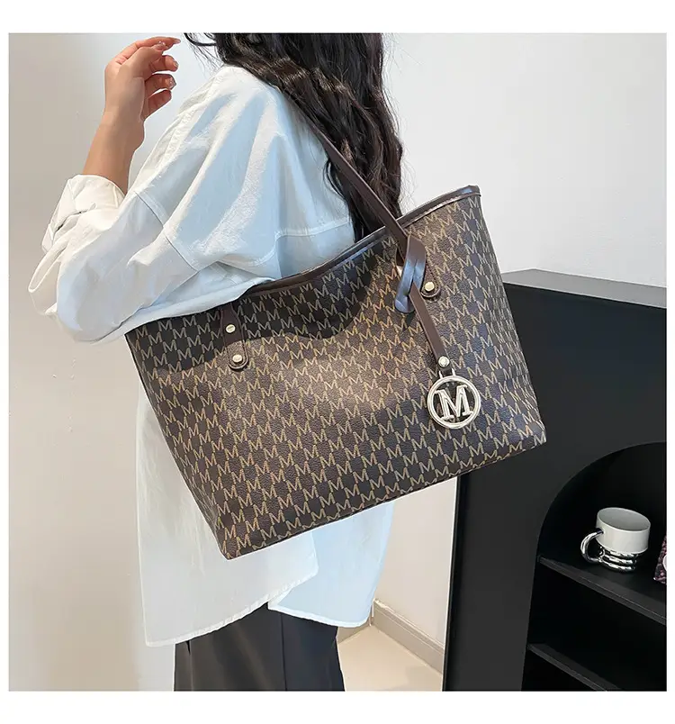 Women's 2025 Spring Shoulder Bag Large Capacity Brown Monogram — feature 15
