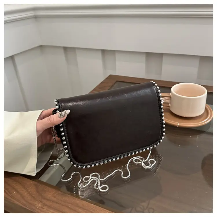 Red Square Shoulder Bag for Women 2025 Spring Summer luggage and leather goods — feature 12
