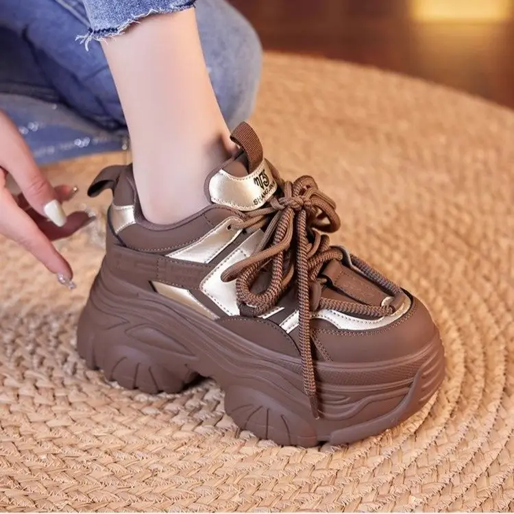 Women White Thick Casual Sneakers 9CM High — feature 1