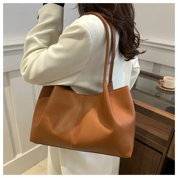 Black Leather Tote Bag with Handle for Women — feature 14