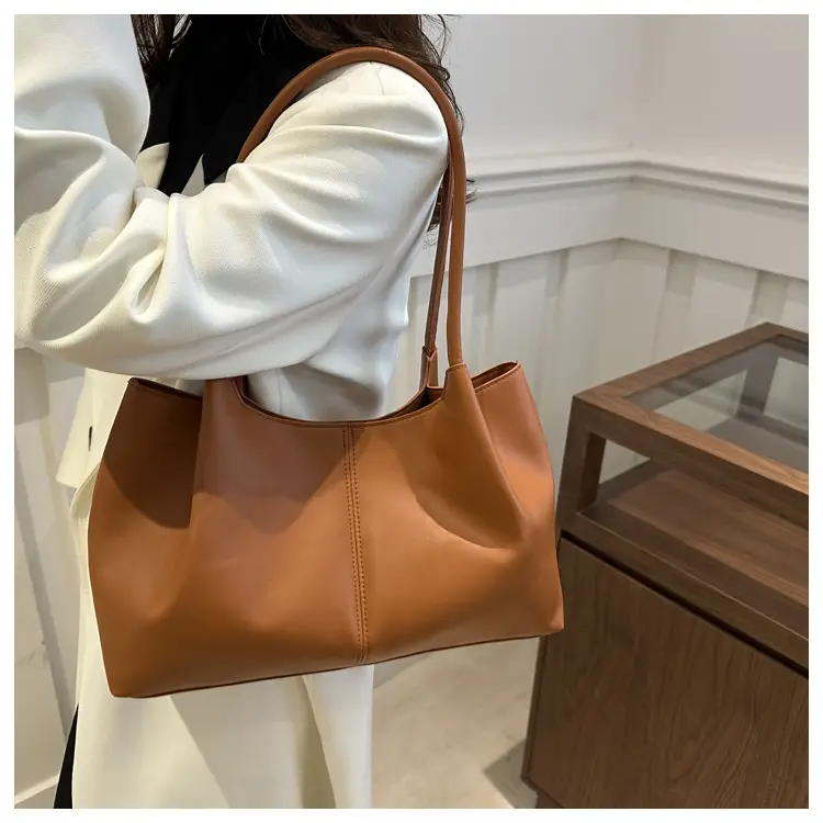 Black Leather Tote Bag with Handle for Women — feature 15