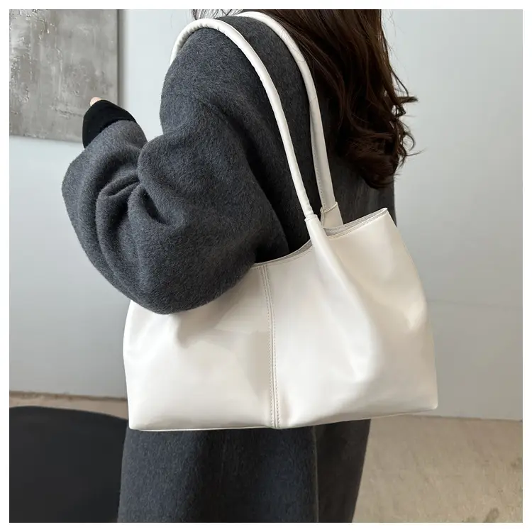 Black Leather Tote Bag with Handle for Women — feature 19
