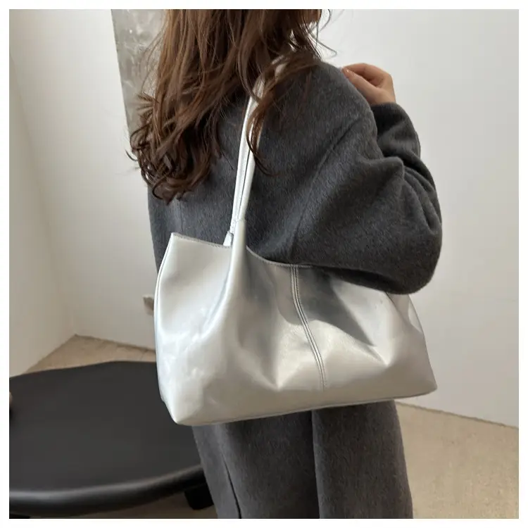 Black Leather Tote Bag with Handle for Women — feature 21