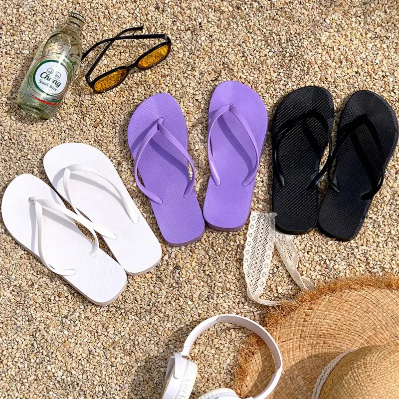 2025 Women's White Silicone Flip Flops Summer Beach Wear