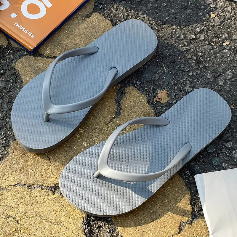 2025 Women's White Silicone Flip Flops Summer Beach Wear