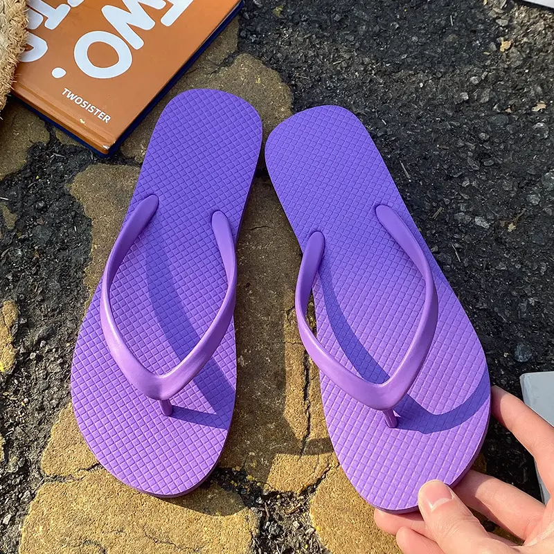 2025 Women's White Silicone Flip Flops Summer Beach Wear