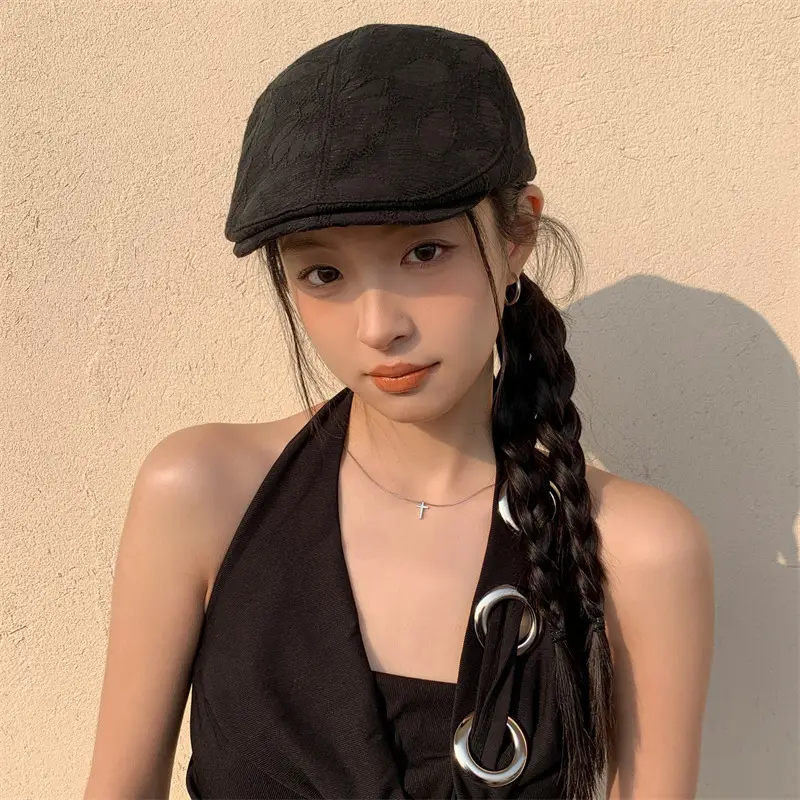 Women's Black Jacquard Cap for All Occasions - Image 4