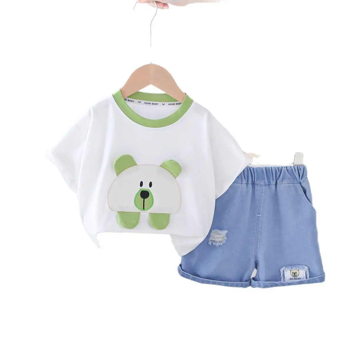 Baby Bear Print Capri Pants Summer Suit