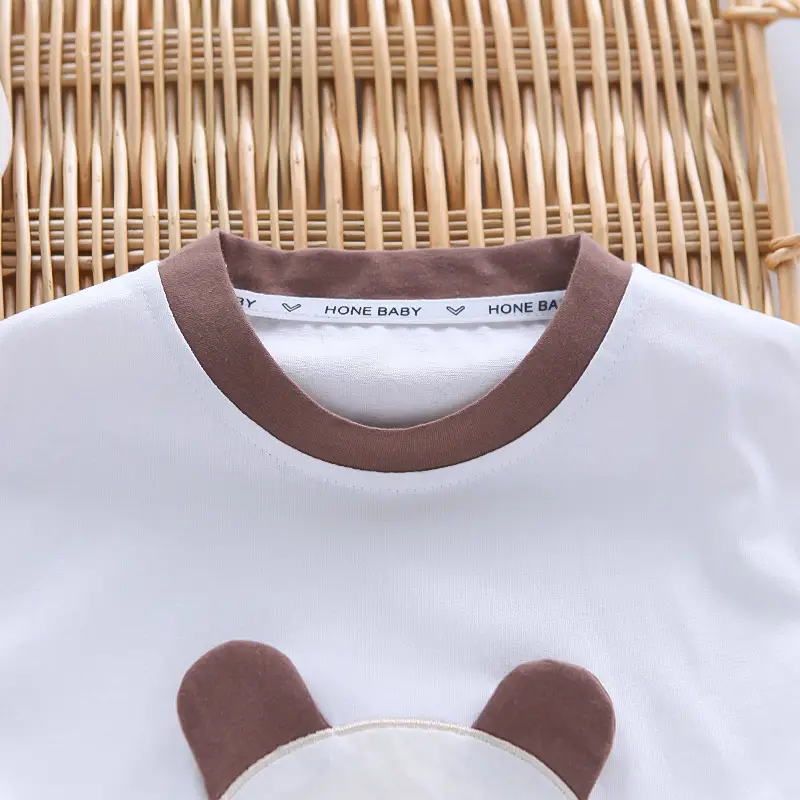 Baby Bear Print Capri Pants Summer Suit — feature 4