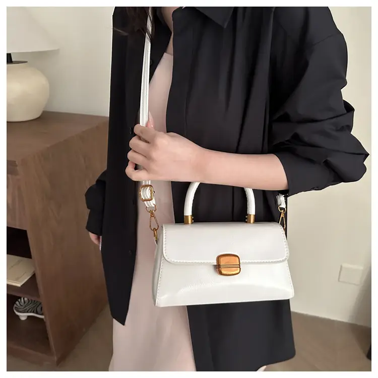 White Retro Square Handbag Women 2025 — feature 15