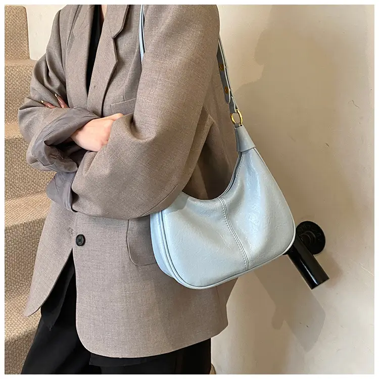 Black Glossy Crossbody Bag for Women 2025 — feature 16