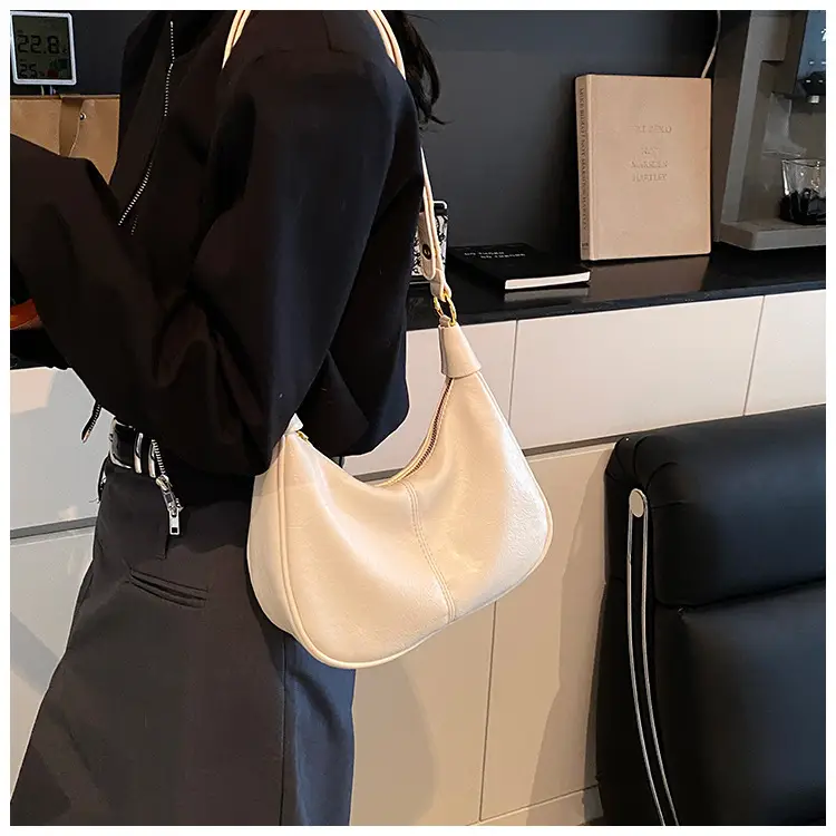 Black Glossy Crossbody Bag for Women 2025 — feature 26