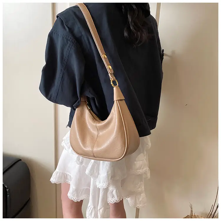Black Glossy Crossbody Bag for Women 2025 — feature 30