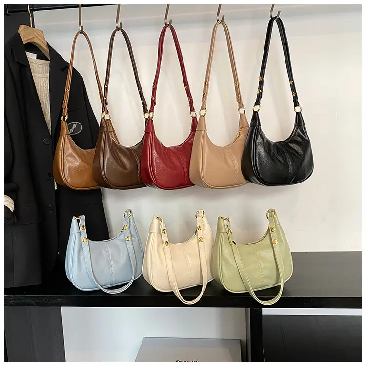 Black Glossy Crossbody Bag for Women 2025 — feature 4