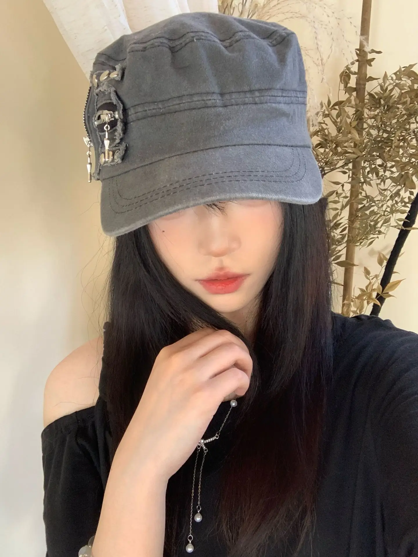 Rivet Cap for Girls, Wind Heavy, Y2K Style — feature 4