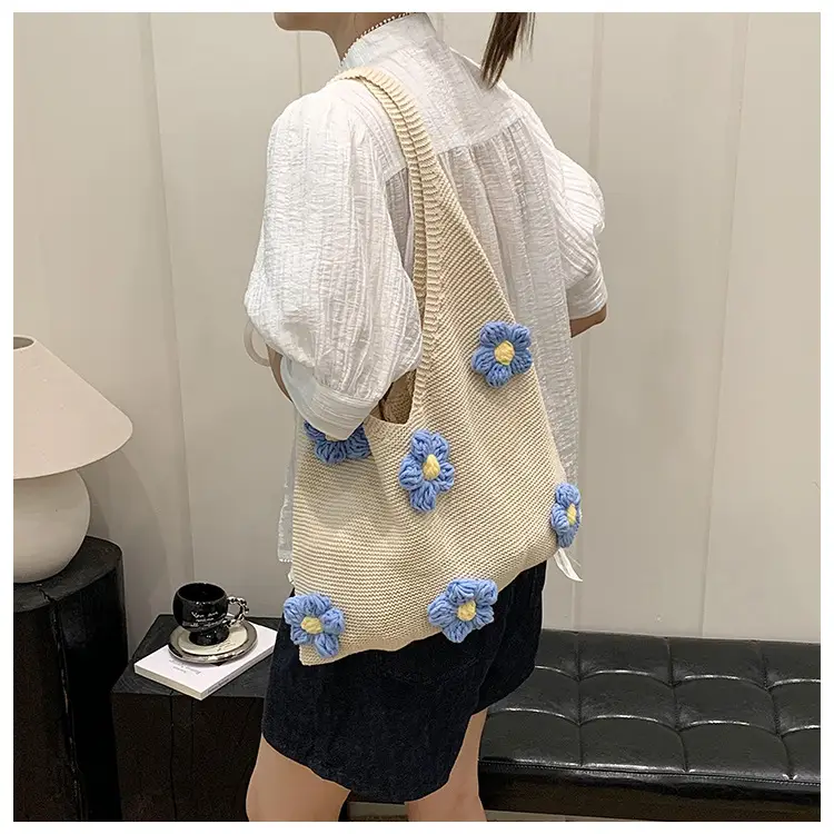 Women Knitted Shoulder Bag Pink Floral Spring Summer 2025 — feature 9