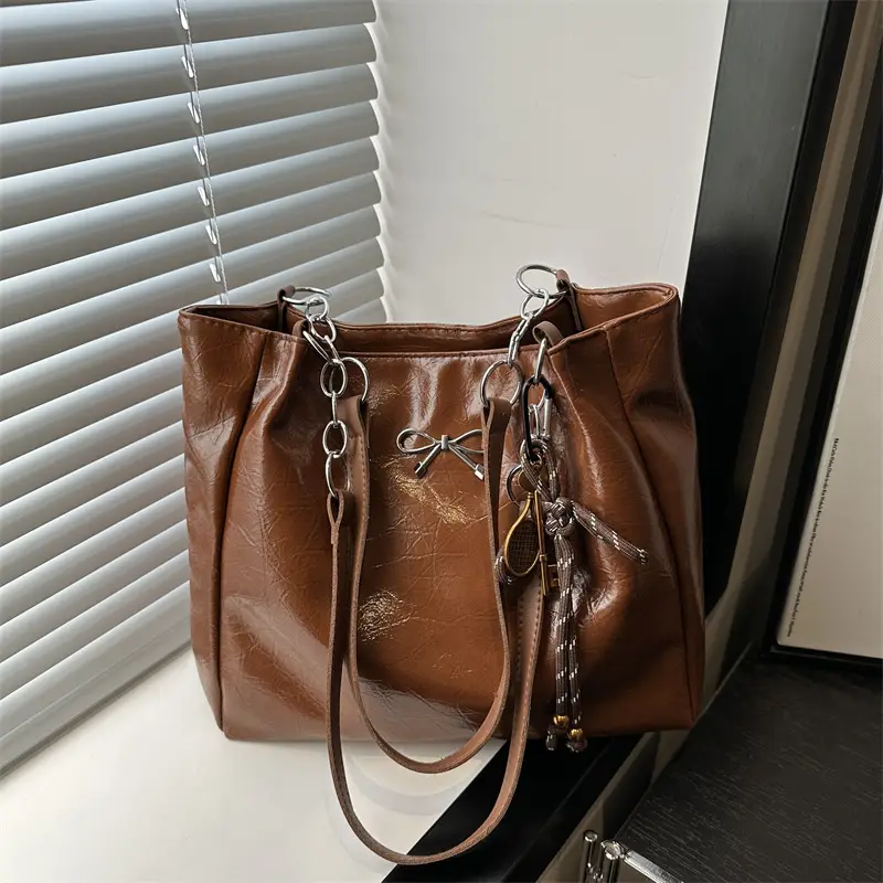 2025 Silver French Niche Shoulder Bag for Women - Image 11