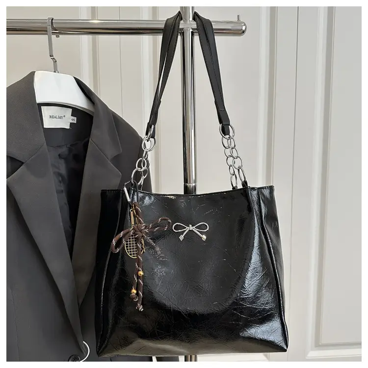 2025 Silver French Niche Shoulder Bag for Women — feature 19