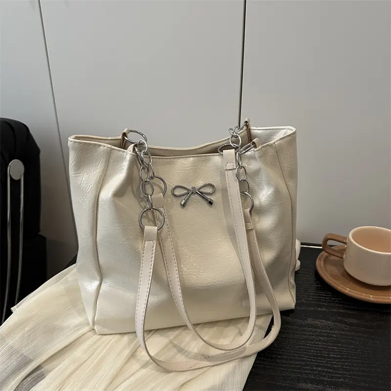 2025 Silver French Niche Shoulder Bag for Women - Image 3