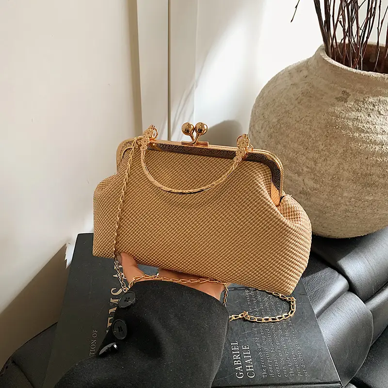 Women's Elegant Gold Chain Shoulder Bag 2025 Spring