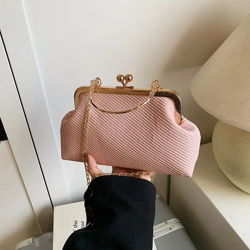 Women's Elegant Gold Chain Shoulder Bag 2025 Spring