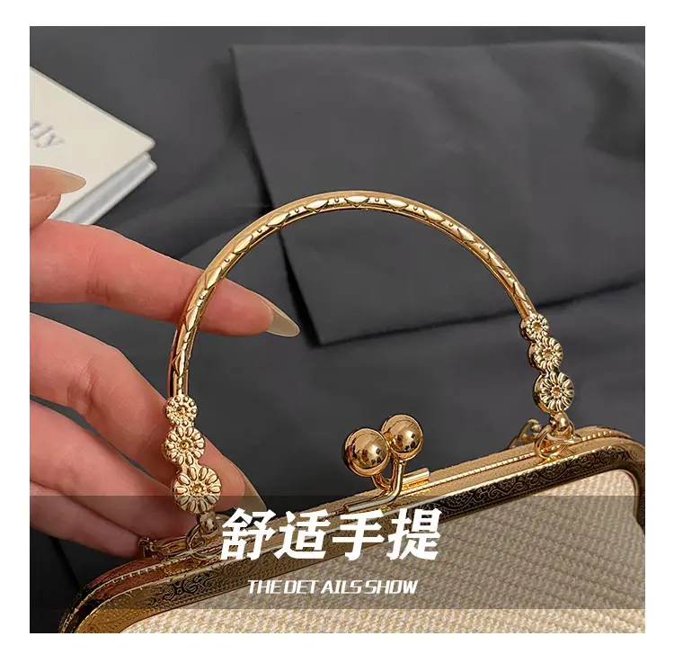 Women's Elegant Gold Chain Shoulder Bag 2025 Spring — feature 6