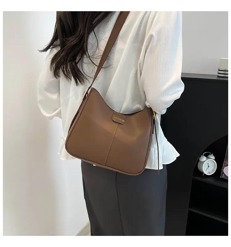 Trendy Beige Crossbody Bag with Pearl Drop — feature 18